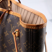 Neverfull GM W/ Wallet Monogram