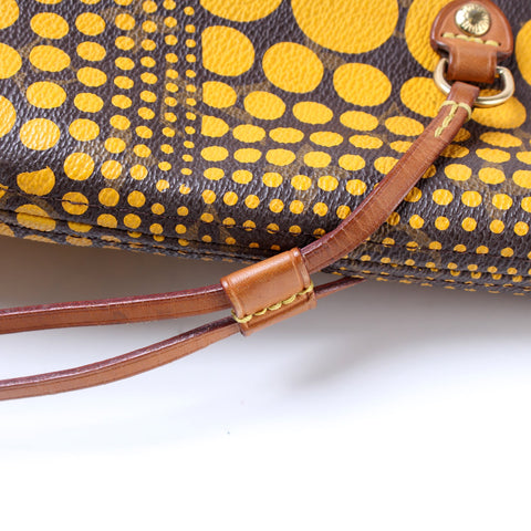 Neverfull MM Monogram Kusama