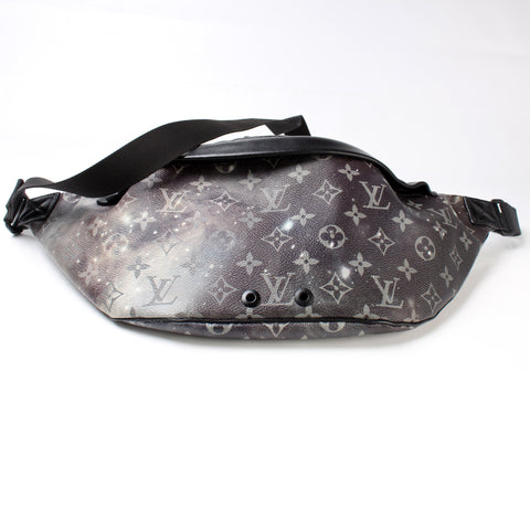 Discovery Bumbag Monogram Galaxy