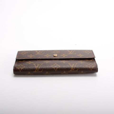 International Wallet Monogram