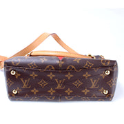 V Tote BB Monogram