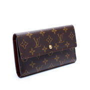 International Wallet Monogram