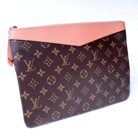 Daily Pouch Monogram