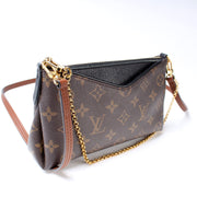 Pallas Clutch Monogram