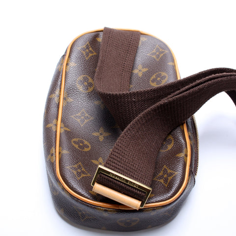 Pochette Gange Monogram