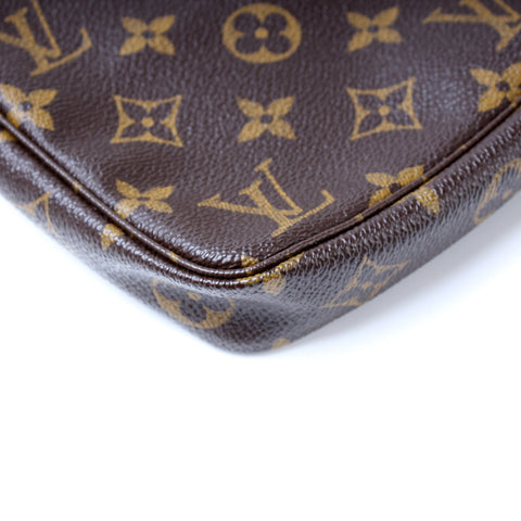 Pochette Accessoires Monogram