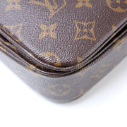 Pochette Metis Monogram