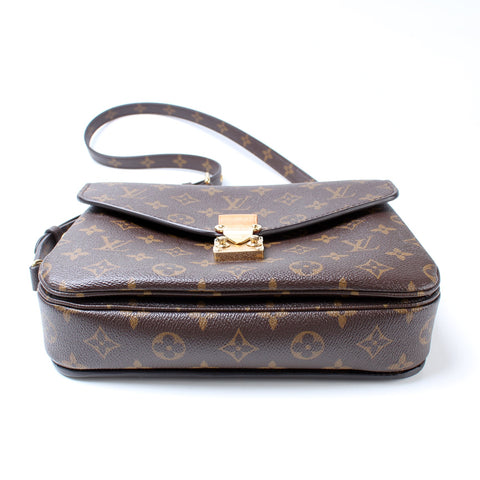 Pochette Metis Monogram