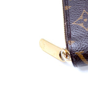 Zippy Wallet Monogram