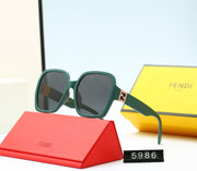 GRADIENT COLOR SUNGLASSES FOR WOMEN