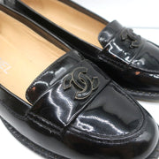 08P CC Loafers Black Patent Leather Size 39.5 Slip-On Flats