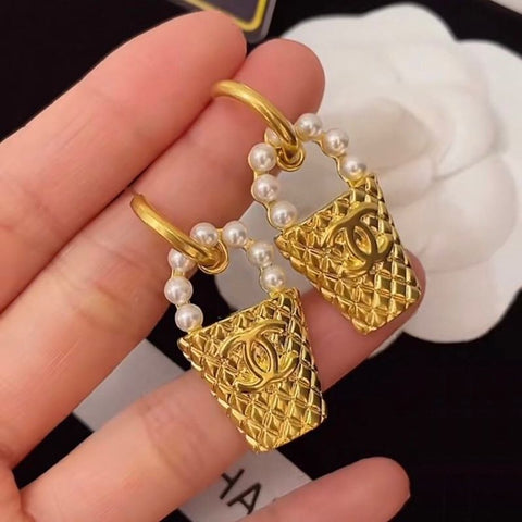 Lattice bag earrings