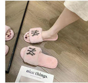 Women's fashion warm artificial fur indoor non-slip comfortable flat slippers