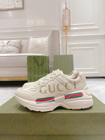 2023  lovers CC Top quality sneakers