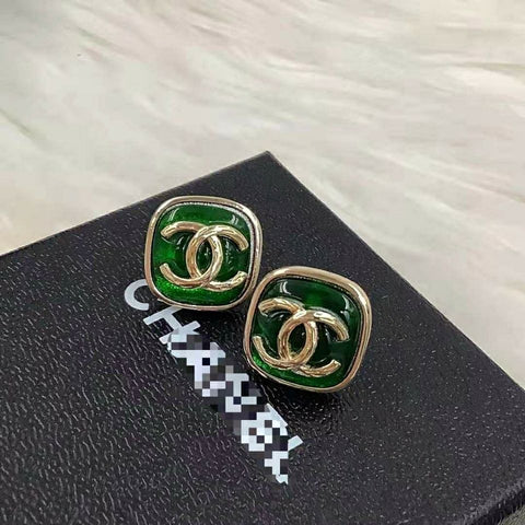 New drop green rubber stud earrings