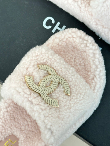 2023 CC Xiaoxiang classic four seasons double C plush slippers-S27