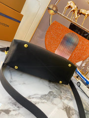 2022  V handbag--81