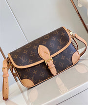 2023 Luxury VL Retro  Handbag