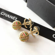 Skeleton ball pearl earrings