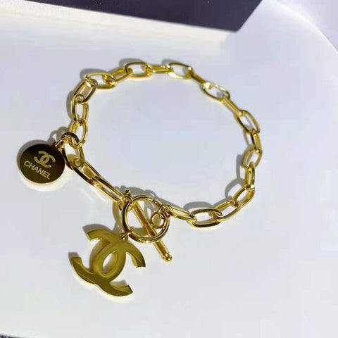 Single Product Simple Letter Bracelet