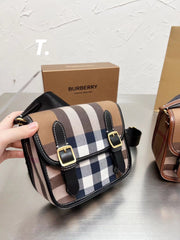 2022 BB Handbag - 61