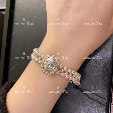 Diamond-encrusted double-layer pearl bracelet