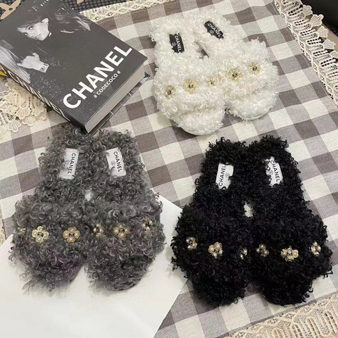 2023  Autumn and Winter lamb hair slippers