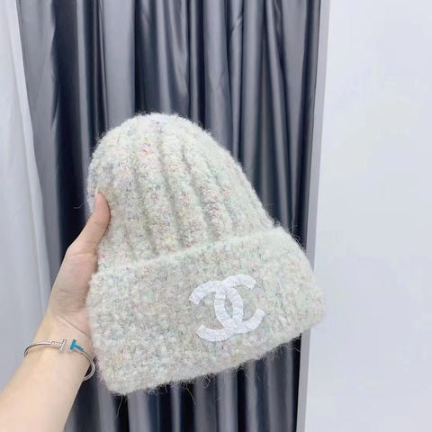 Fashion New autumn and winter knitted hat