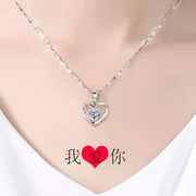 Female clavicle chain foot silver pendant does not fade.