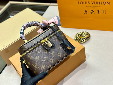 2023 VL handbag -205