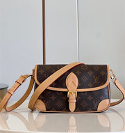 2023 Luxury VL Retro  Handbag