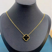 2023 New Fashion Clover Necklace