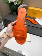 F e n d i new slides