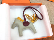 H horse key ring