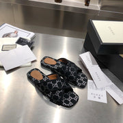 Gucci slides 2021