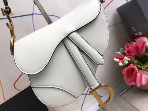 D saddle bag white