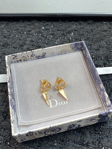 D i o r earrings