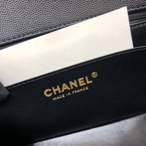 Chanel caviar 20 cm