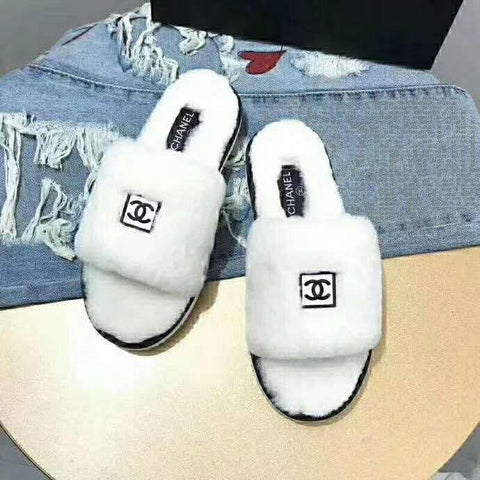 CC slippers