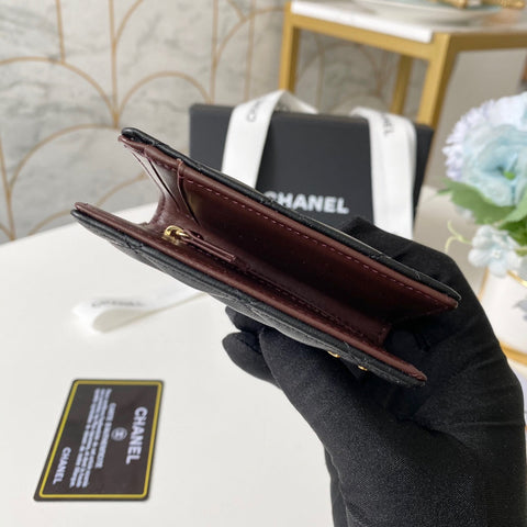 C h a n e l wallet