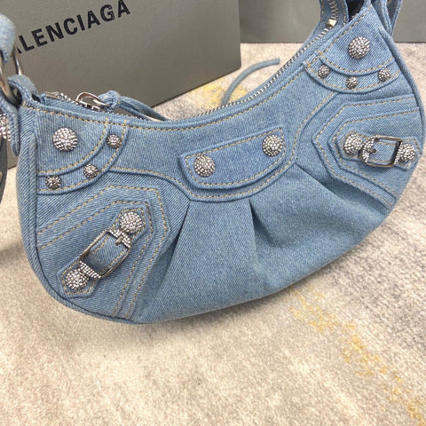 B a l e n c i a g a denim 26cm