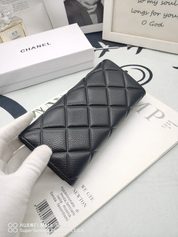 Chanel 19cm