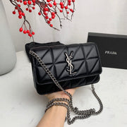 Handbag  size 19.5*13*4cm