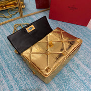 V Garavani Roman Stud gold 28x20x12cm