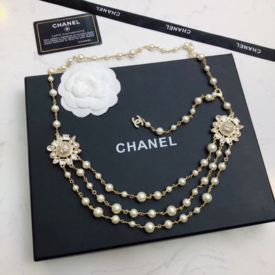 fashion necklace