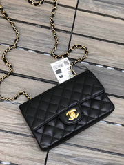 Chanel caviar 20 cm