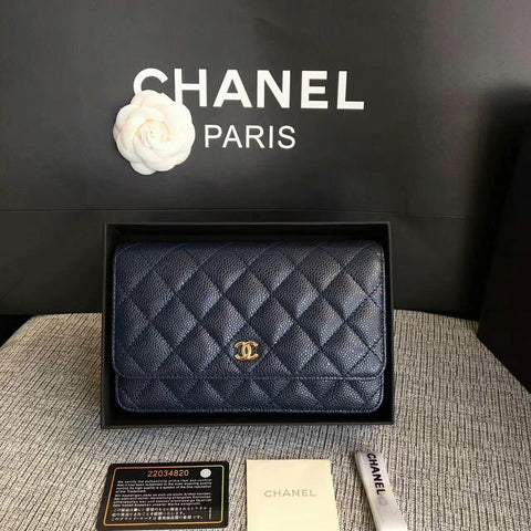 Chanel 19x12 cm