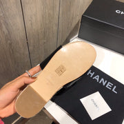 Chanel slides