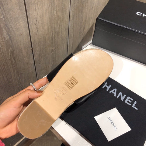 Chanel slides