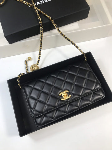 Chanel 19 cm